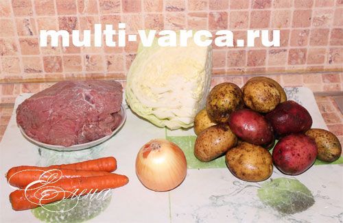 Продукти для приготування овочевого рагу з м'ясом у мультиварці